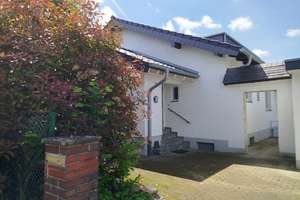 Familienglück in exklusiver Höhenlage – Die vollständige Adresse der Immobilie erhältst du vom Anbieter., 51503 Rösrath – Vorschaubild 2