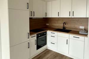 Leben am Wasser in extravaganter Lage - perfekt geschnittene 2 Zimmer – Stephanie-Kuder-Straße 8, 30453 Limmer, Hannover – Vorschaubild 1