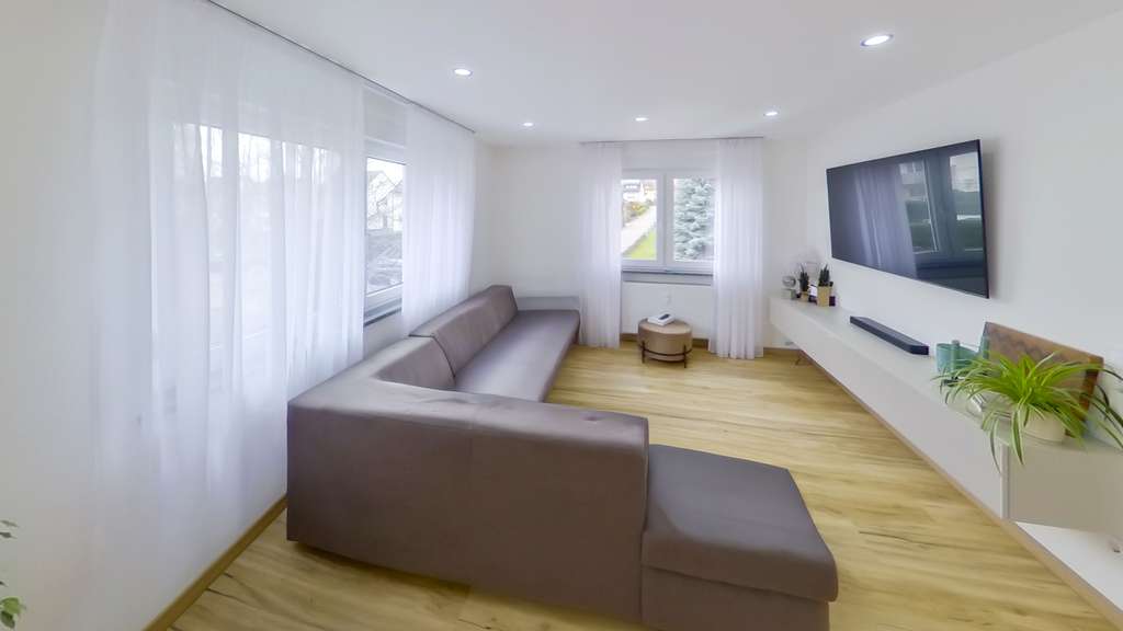 Immobilie in Oberderdingen - Top renovierte, große Wohnung zum Schnäppchenpreis! - Bild 3