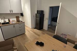 Wohnen mit Charakter: 2-Zimmer-Dachgeschosswohnung in Flingern-Nord – Lindenstraße 47, 40233 Flingern Nord, Düsseldorf – Vorschaubild 3