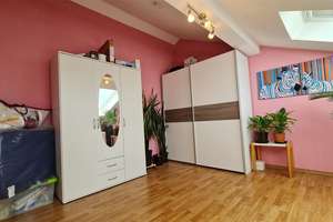 Lichtdurchflutete DG-Wohnung mit TG-Stellplatz & Top-Anbindung in Karlsruhe – Die vollständige Adresse der Immobilie erhältst du vom Anbieter., 76189 Oberreut, Karlsruhe – Vorschaubild 9