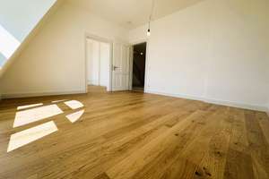 KERNSANIERTE ALTBAU DACHTERRASSEN 5 ZIMMER MAISONETTE WOHNUNG AM ERZBERGERPLATZ – Erzbergerplatz 6, 50733 Nippes (Ortsteil), Köln – Vorschaubild 4