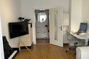 Geschmackvolle 2-Raum-Wohnung mit gehobener Innenausstattung mit Balkon und EBK in Stuttgart – Stuttgart – Vorschaubild 3