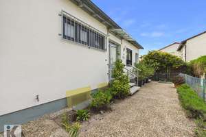Wohnen auf einer Ebene – Stilvoller Bungalow mit Traumgarten – Die vollständige Adresse der Immobilie erhältst du vom Anbieter., 67117 Limburgerhof – Vorschaubild 16