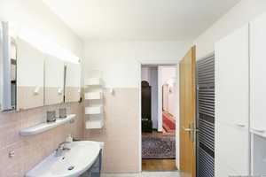 Wohnen auf einer Ebene - Charmanter Bungalow in Seenähe – Neu-Ulm (Kreis) – Vorschaubild 15