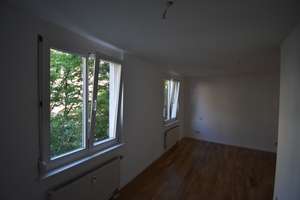 Heusteigviertel: Tolle 2 Zi.-Whg. mit Balkon, EBK und optionaler Garage in ruhiger Seitenstraße – Falbenhennenstr. 3, 70180 Lehen, Stuttgart – Vorschaubild 6