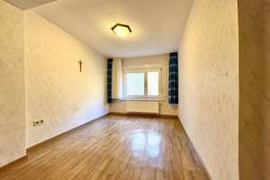 **Gepflegtes und zentral gelegenes Reihenhaus in Herdorf** – Die vollständige Adresse der Immobilie erhältst du vom Anbieter., 57562 Herdorf – Vorschaubild 9