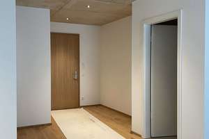 3-Zimmer-Gartenwohnung in Rosenheim mit ca. 100 m², Einbauküche und sonniger Süd-West-Ausrichtung – Die vollständige Adresse der Immobilie erhältst du vom Anbieter., 83024 Nord, Rosenheim – Vorschaubild 4
