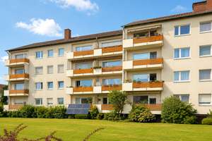 Modern geschnittene 3-Zimmer-Wohnung mit Balkon