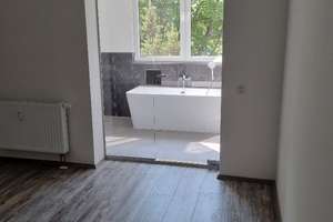 Kernsanierte Wohnung mit Balkon und Einbauküche – Regenbergastr. 33, 47137 Mittelmeiderich, Duisburg – Vorschaubild 5
