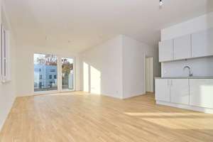 Dämeritzer Ufer - 2 Zimmer mit Parkett, EBK und Südbalkon – Abendseglersteig 57, 12589 Rahnsdorf, Berlin – Vorschaubild 2