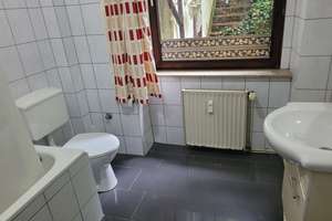 Schöne günstige Wohnung mit Küchenzeile!!!!