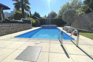 Luxuriöser Winkelbungalow mit beheizbarem Pool – Mannheim – Vorschaubild 5