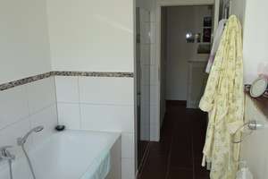 Exklusive 3-Zimmer-Wohnung mit großem Garten in einem sehr gepflegten Jugendstilhaus in Waldhausen – Grazer Str.  28, 30519 Waldhausen, Hannover – Vorschaubild 19