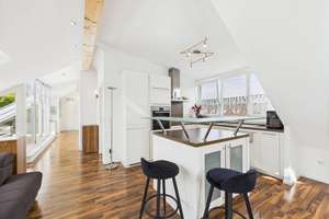 Helle 3-Zimmer-Dachgeschosswohnung mit Süd-Loggia in München-Allach – Die vollständige Adresse der Immobilie erhältst du vom Anbieter., 80997 Allach, München – Vorschaubild 4