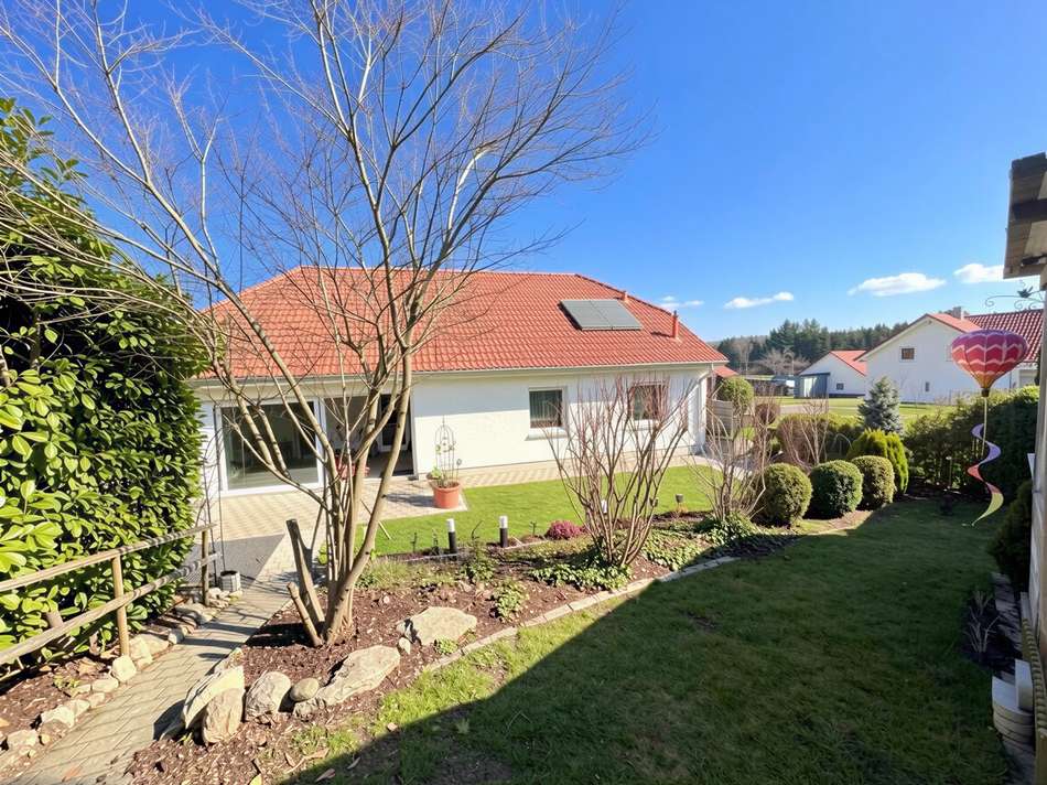 Außenansicht - Gartenseite