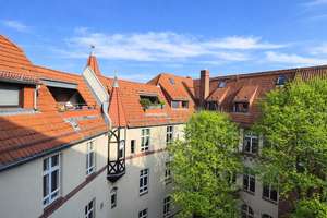 Großzügige Dachwohnung mit Galerie, Terrasse & Aufzug! Stellplatz inklusive! Exklusive Lage! – Die vollständige Adresse der Immobilie erhältst du vom Anbieter., 14193 Schmargendorf, Berlin – Vorschaubild 16
