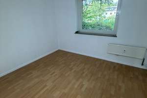 Frisch gestrichene 4 Raum Wohnung im Erdgeschoss mit Terrasse – Oemken Str. 91, 45892 Resse, Gelsenkirchen – Vorschaubild 6