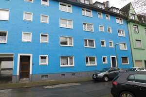 Renovierte 2-Zimmer-Wohnung mit Balkon in sehr zentraler Lage zu vermieten, Nähe Uni/Rathausgalerie