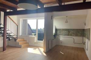 Charmante, ruhige Maisonette-Wohnung mit Dachterrasse renoviert incl. Küche
