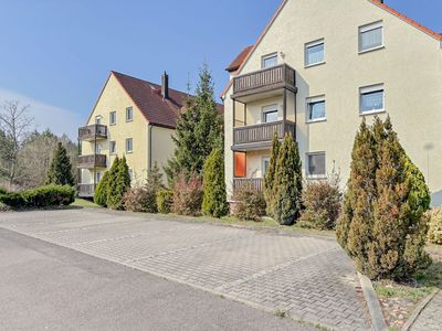 Gepflegte Kapitalanlage in Bad Schmiedeberg -  Vermietete 3‑Zimmer Wohnung mit Balkon und Stellplatz
