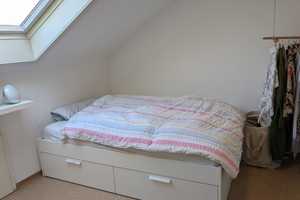 6Monate Zwischenmiete/for sublease!! Möblierte Zwei-Zimmer -Wohnung nur zur Zwischenmiete  – Stuttgart – Vorschaubild 3
