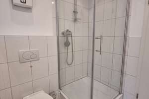 Bezugsfreie 3-Zimmer-Eigentumswohnung mit Balkon – ideal für Eigennutzer oder Kapitalanleger – Färberstraße 104, 40223 Bilk, Düsseldorf – Vorschaubild 10