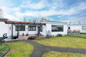 Wohnen auf einer Ebene - Charmanter Bungalow in Seenähe – Neu-Ulm (Kreis) – Vorschaubild 1