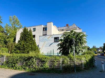 Wird bezugsfrei! 3-Zimmer-Wohnung mit Balkon und Tiefgarage im Herzen von Berlin Zehlendorf