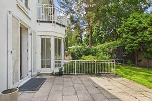 Ruhe, Garten, Lebensqualität: Attraktive 4-Zimmer-Wohnung in Waldtrudering – Die vollständige Adresse der Immobilie erhältst du vom Anbieter., 81827 Waldtrudering, München – Vorschaubild 2