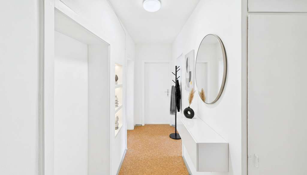 Immobilie in Neuburg an der Donau - * Helle und freundliche 3-Zimmerwohnung Hochparterre mit Stellplatz sanierungsbedürftig in guter Lag - Bild 1