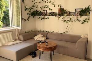 Zuhause mit 2 Zimmern und Balkon in Wiesbaden