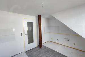 4-Zimmer-DG-Wohnung (3. OG) in Gelsenkirchen-Mitte ab sofort zu vermieten! – Schwäbische Str. 11, 45881 Schalke, Gelsenkirchen – Vorschaubild 4