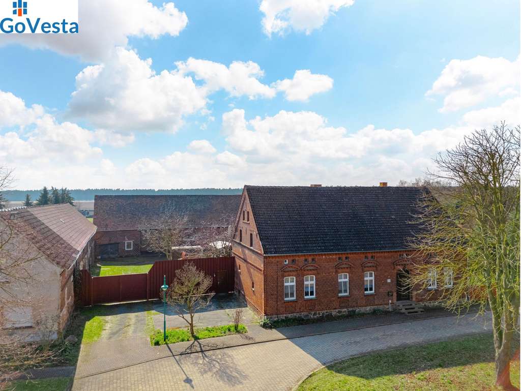 Immobilie in Jessen (Elster) - Vierseitenhof - "Romantik Pur" und Einliegerwohnung inklusive - Bild 1