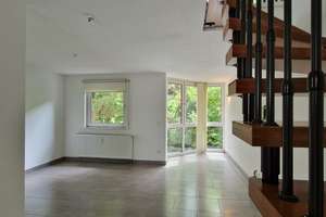 Gemütliche 2,5 Zimmer DG  Maisonette Wohnung mit Traumaussicht in Stuttgart-Feuerbach  – 70469 Feuerbacher Tal, Stuttgart – Vorschaubild 4