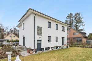 Top saniertes Architektenhaus mit großem Grundstück in begehrter Wohnlage von Berlin-Heiligensee – Die vollständige Adresse der Immobilie erhältst du vom Anbieter., 13503 Heiligensee, Berlin – Vorschaubild 1