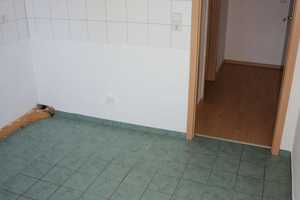 Frei ab 1.9.25 -  2.Zi.-Whg. /  Bad mit Dusche / Laminat ! – Helmholzstraße 48, 9131 Chemnitz – Vorschaubild 10