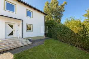 WINDISCH Immobilien - Doppelhaushälfte mit großem Garten in ruhiger Spielstraße zu vermieten – Die vollständige Adresse der Immobilie erhältst du vom Anbieter., 82194 Gröbenzell – Vorschaubild 5