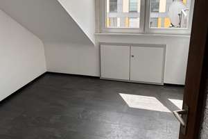 Charmante 1-Zimmer-Dachgeschosswohnung mit traumhaftem Balkonblick über Aachen – Boxgraben 116-118, 52064 Sankt Jakob, Aachen – Vorschaubild 5