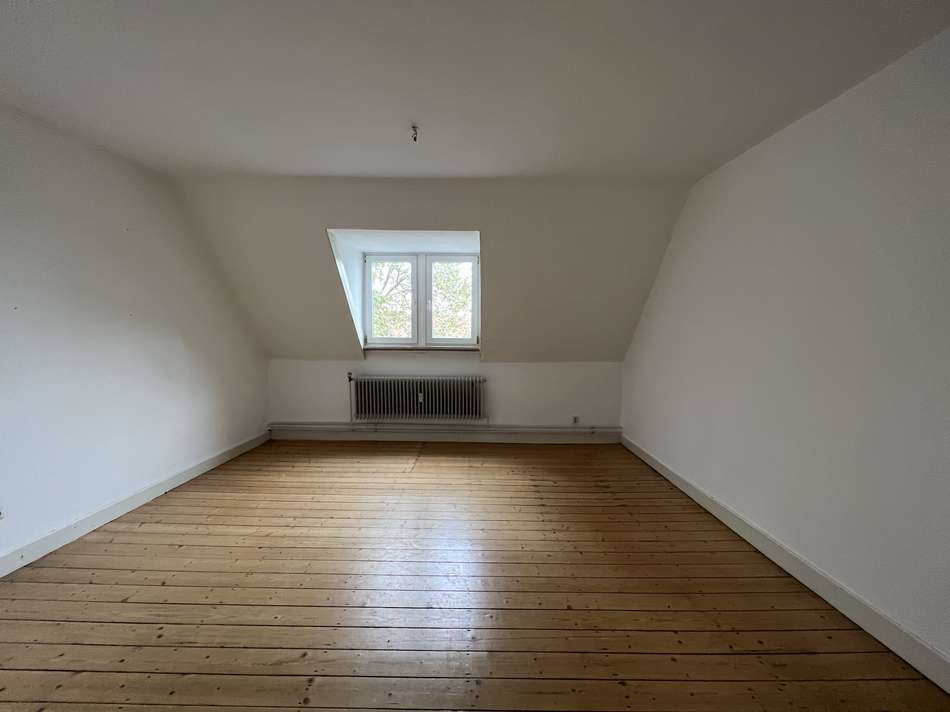 Schlafzimmer ca. 24qm DG