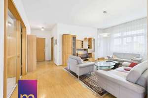 Barrierearme, helle 4-Zimmer-Penthouse-Wohnung mit Balkon, Aufzug und toller Raumwirkung – 70376 Burgholzhof, Stuttgart – Vorschaubild 5