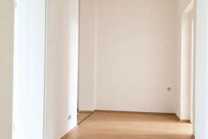 3-Zimmer-Wohnung mit Balkon, Aufzug und Mietpotenzial in Chemnitz-Kaßberg – Die vollständige Adresse der Immobilie erhältst du vom Anbieter., 9112 Kaßberg, Chemnitz – Vorschaubild 8