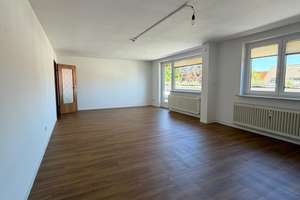3,5-Zimmer-Wohnung im Dachgeschoss in Hannover mit Tiefgaragenstellplatz – Die vollständige Adresse der Immobilie erhältst du vom Anbieter., 30519 Wülfel, Hannover – Vorschaubild 2