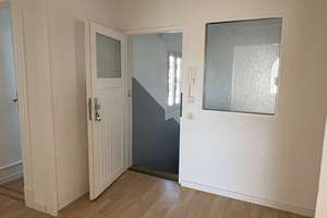 Wohnen mit Weitblick: Großzügige DG-Altbauwohnung – Bismarckstraße 20, 75179 Nordstadt, Pforzheim – Vorschaubild 4