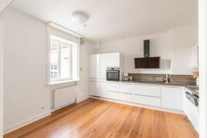 Stilvoll sanierte Altbauwohnung in Lübecks Altstadt – Kapitalanlage mit Substanz – Wakenitzmauer 1, 23552 Innenstadt, Lübeck – Vorschaubild 7