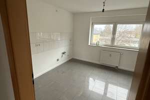 Sanierte 3,5 Zimmer Wohnung mit Balkon – Die vollständige Adresse der Immobilie erhältst du vom Anbieter., 47055 Wanheimerort, Duisburg – Vorschaubild 8