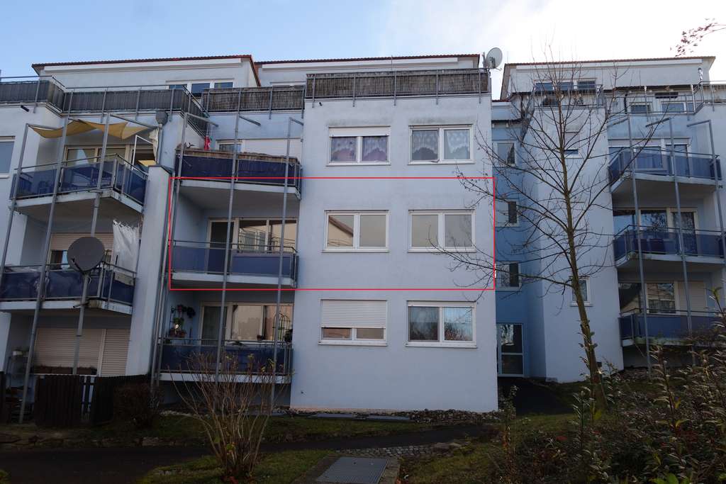 Immobilie in Laichingen - Charmante 3‑Zimmer‑Wohnung mit sonnigem Balkon und Tiefgarage - provisionsfrei vom Eigentümer - Bild 3