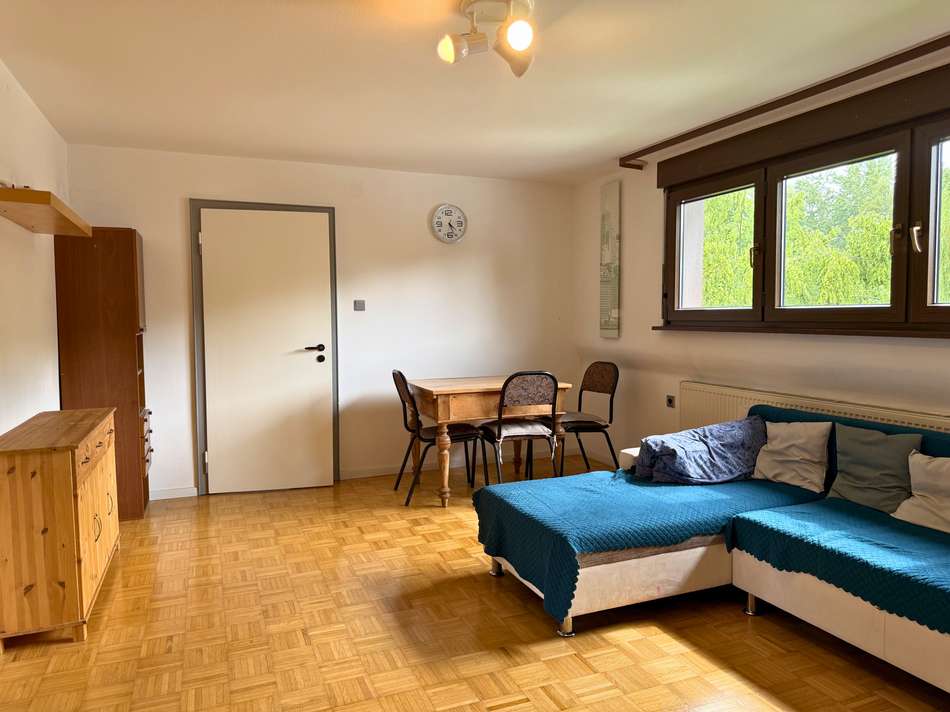 DG-Wohnung: Wohnzimmer