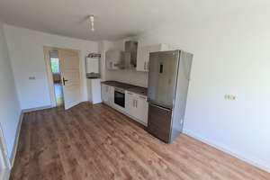 Toll geschnittene 3 Zimmer Dachgeschosswohnung am Neufferpark – Orleansstr. 28, 66953 Pirmasens, Pirmasens – Vorschaubild 3
