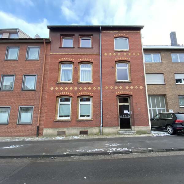 *** charismatische 2-Zimmer-Wohnung - frischer Neuanstrich - zentral gelegen - Alsdorf ***